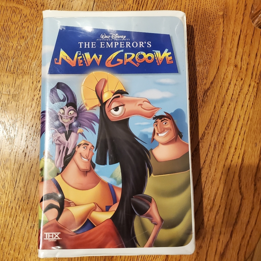 🛍The Emperor's New Groove VHS tape Walt Disney presents